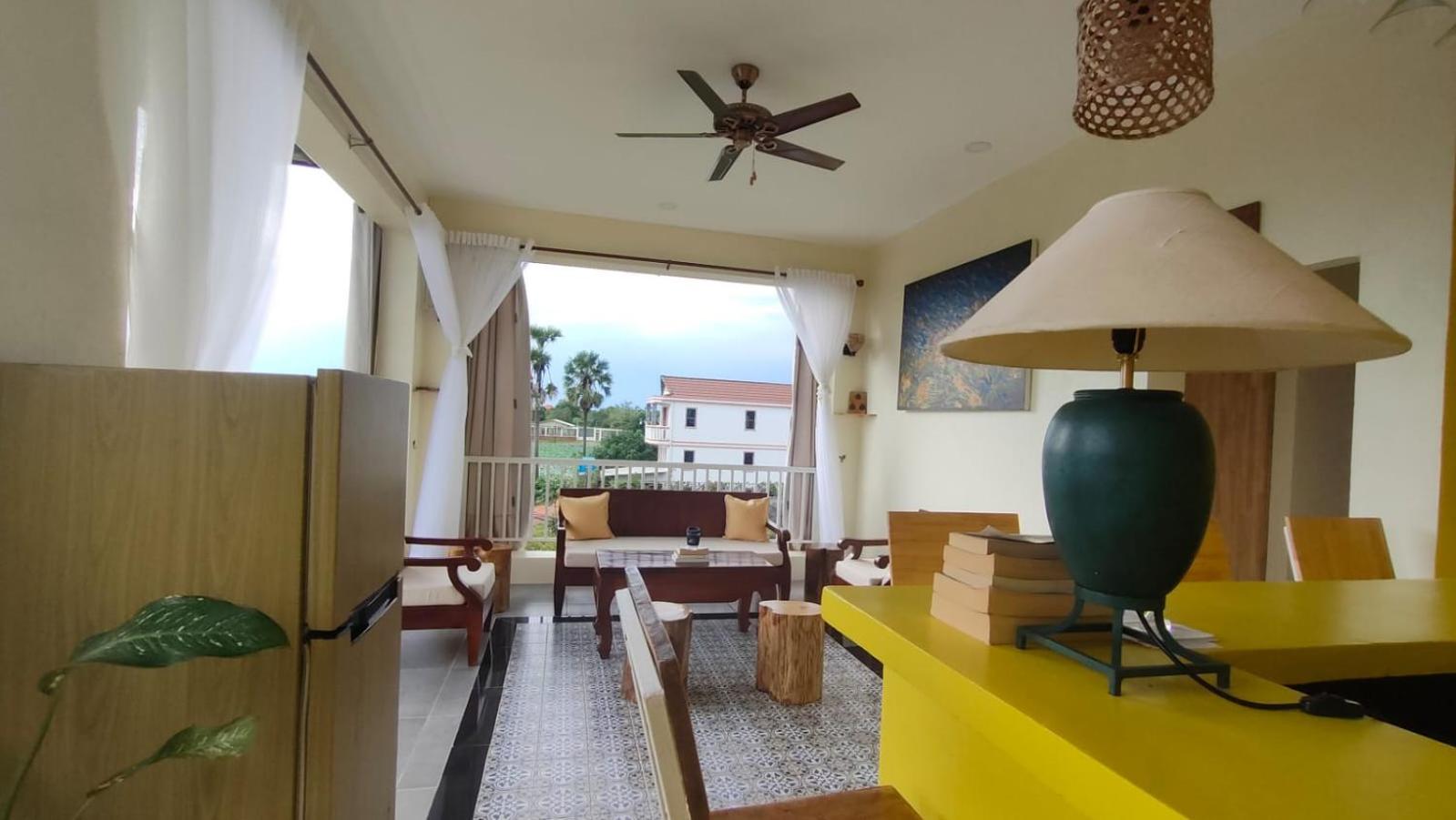 Homestay Yellow Natural House Сіємреап Екстер'єр фото